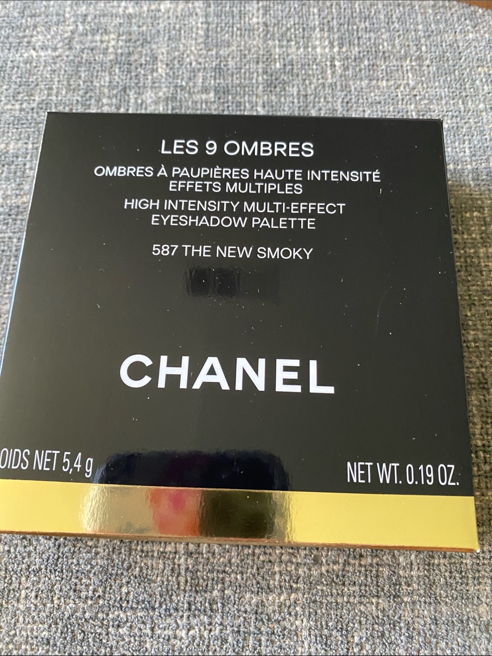 Chanel Les 9 Ombres Eyeshadow Palette - Picture 6 of 11